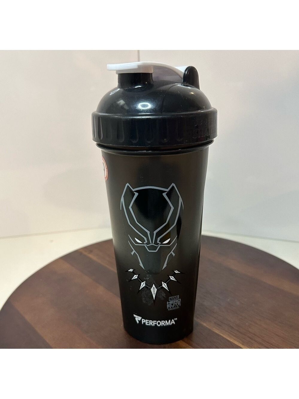 Performa Black Panther Shaker
